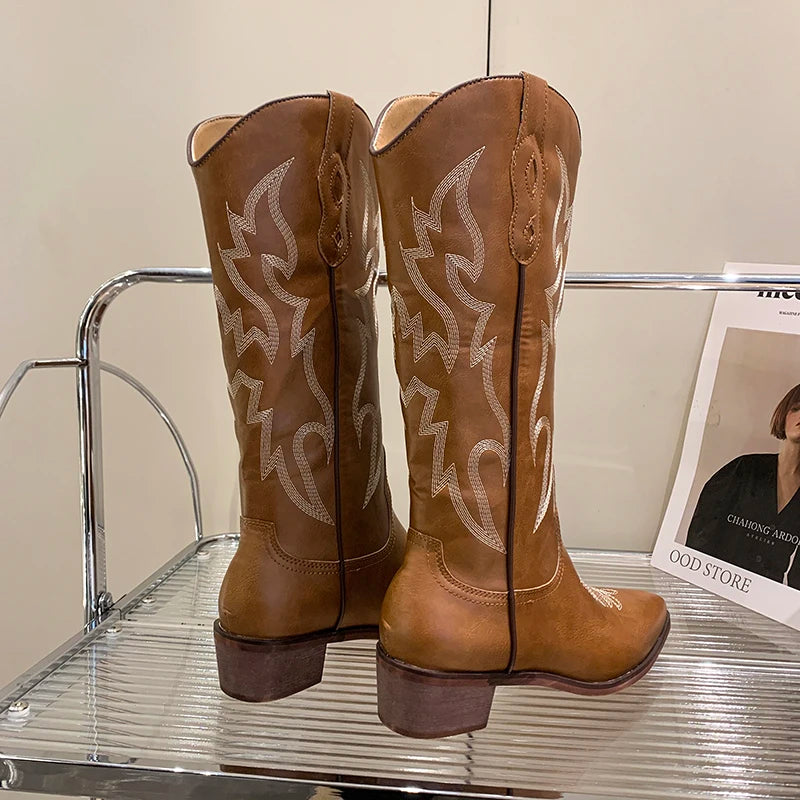 CHELSEA | Brown Embroidered Western Boots